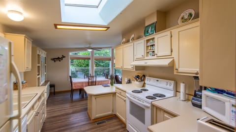 Kitchen and dining room