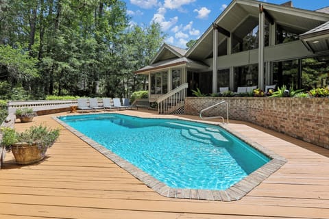 12 Heritage Court in Sea Pines