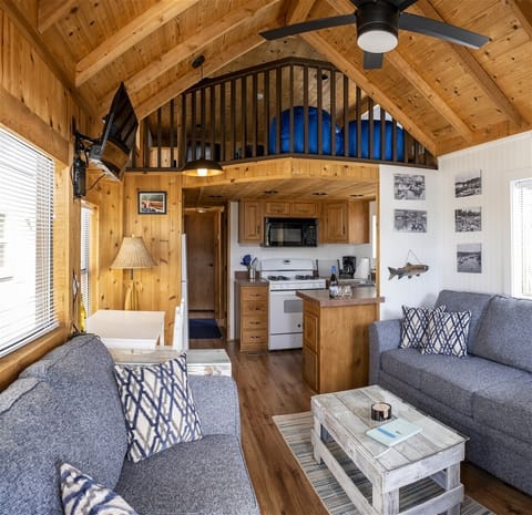 A snug harbor, so cozy