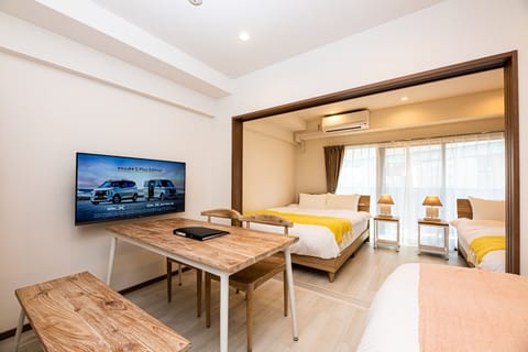 Kitchen + living room (double bed 1) + bedroom (double bed 2)