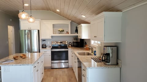 Fully equipped modern kitchen