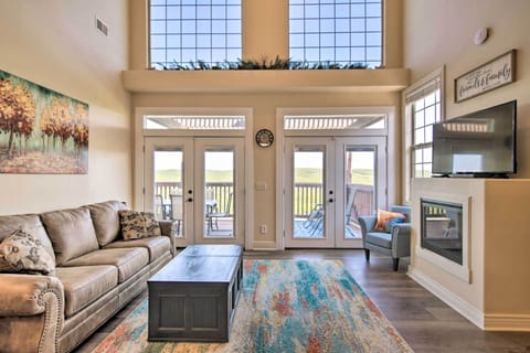 Branson Vacation Rental | 3BR | 3BA | 1,800 Sq Ft | 2 Stories | Steps Required