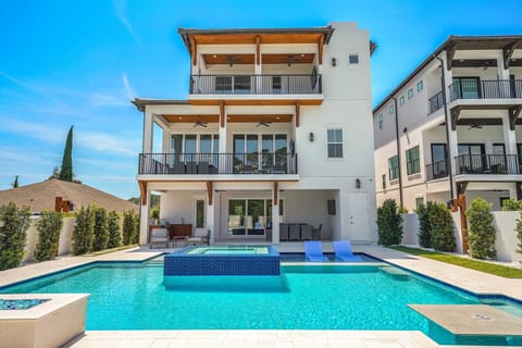 The Second Sandbar - Dune Allen Beach - Back Exterior & Private Pool