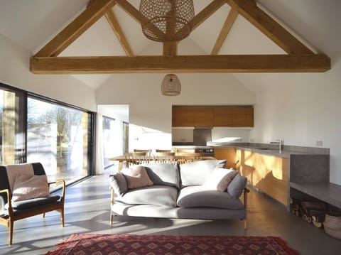 Cottage | 3 bedrooms, individually decorated, individually furnished, free WiFi