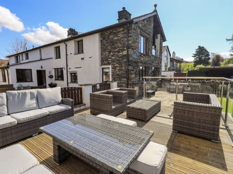 Cottage | Property grounds