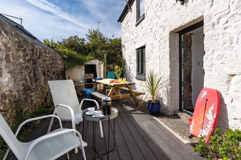 Cottage | Outdoor dining