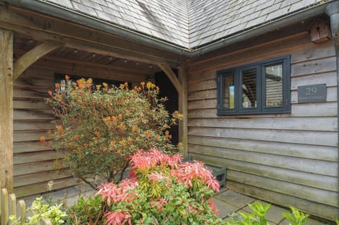 Cottage | Exterior detail