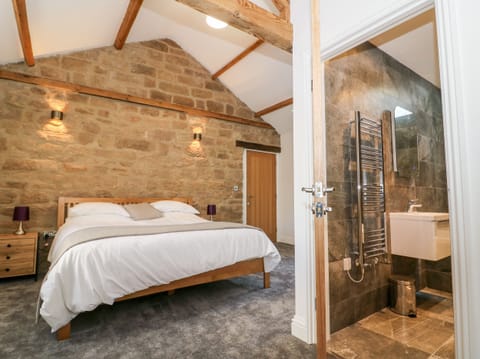 Cottage | 2 bedrooms, individually decorated, individually furnished, free WiFi