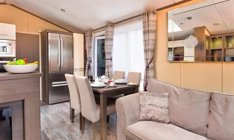 Cottage | 2 bedrooms, individually decorated, individually furnished, free WiFi