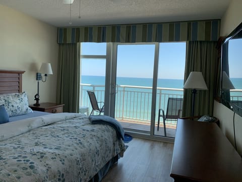 Master king bedroom 