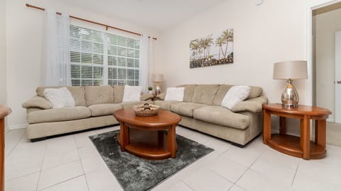 This condo has a total of 3 bedrooms.
