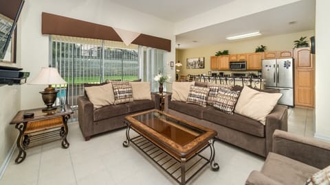 This villa has a total of 5 bedrooms.