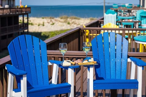 Ocean views, sea breezes, and plenty of outdoor seating.