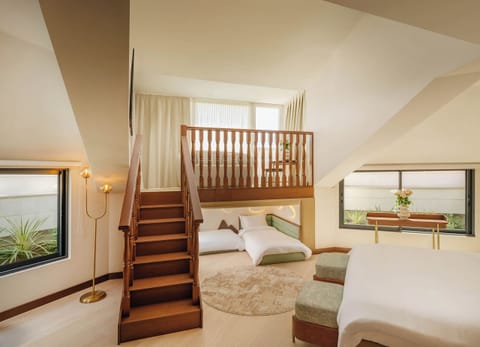 Family Suite | Premium bedding, minibar, in-room safe, desk