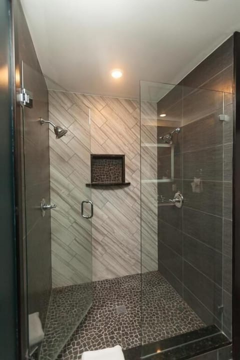 Free toiletries, hair dryer, towels, soap