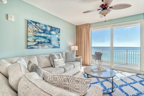 Living area with Amazing Gulf Views