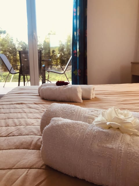 Room, 1 Bedroom, Smoking, Private Pool | 1 bedroom, bed sheets
