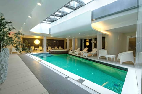 Standard Triple room Daily SPA Access | Pillowtop beds, minibar, in-room safe, desk