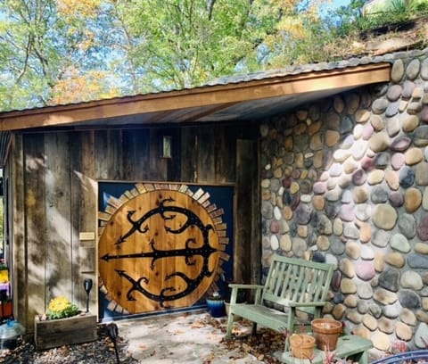 Welcome! Custom built Hobbit Door - entry to the Cedar Bluff Hobbit House