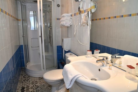 Free toiletries, hair dryer