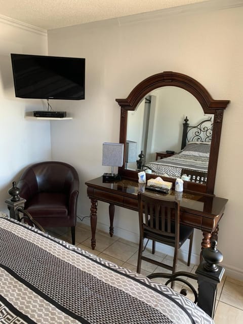 In-room safe, individually decorated, individually furnished, desk