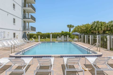 Ocean Front Heated Pool
