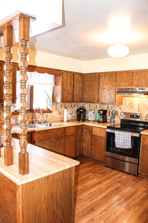 Fully stocked kitchen ready to cook up any meal.