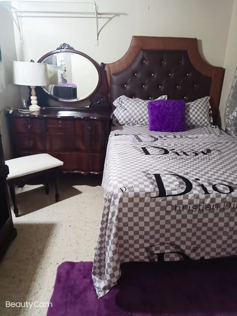1bed room