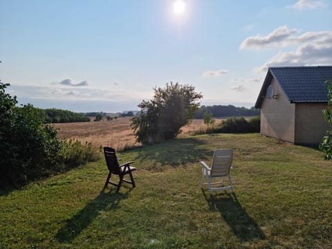 Single Room | Living area | TV