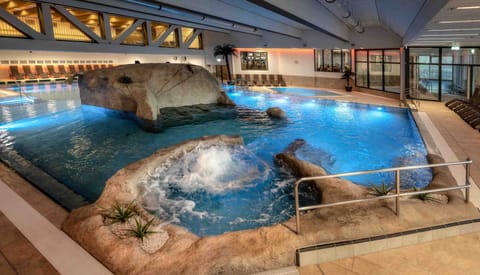 Indoor pool, 2 outdoor pools, sun loungers