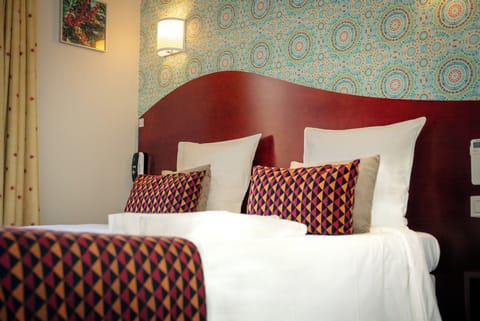 Connecting rooms for 4 | Desk, blackout drapes, soundproofing, iron/ironing board