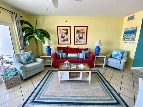 Stylish Island Decor