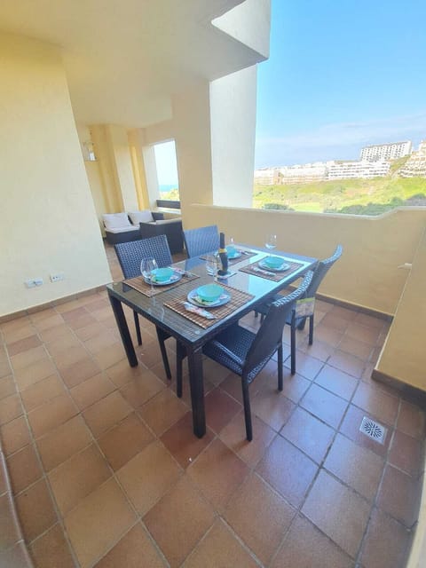 Alfresco dining on the terrace