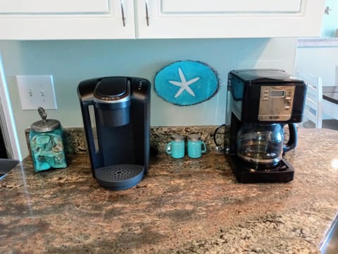 WE HAVE A KEURIG COFFEE MACHINE AS WELL AS A REGULAR COFFE MAKER