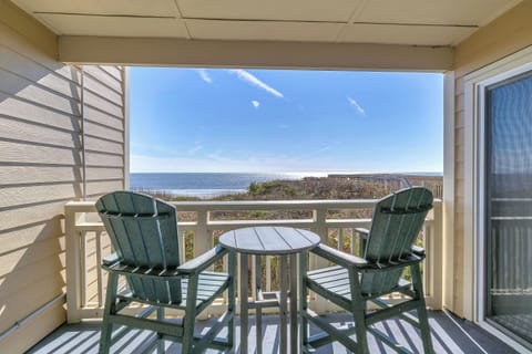 Covered Porch / View