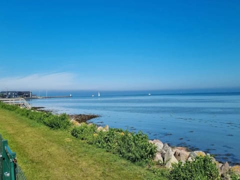House | Water view