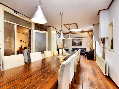 House | Private kitchen | Coffee/tea maker, highchair