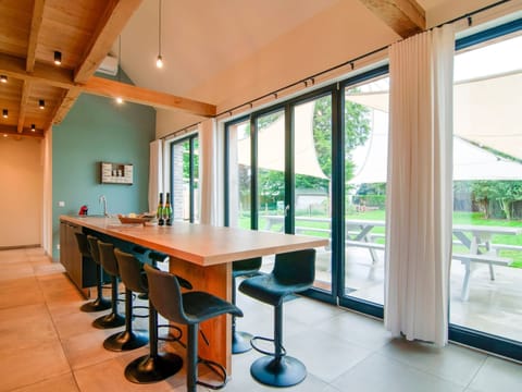 House | Dining