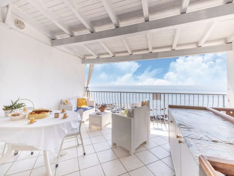 Apartment | Balcony