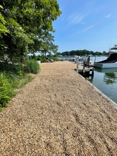 Bulkhead area