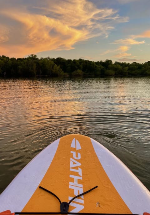 Free kayaks 