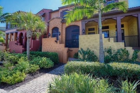 Townhouse Entry.  Our unit is orange.
