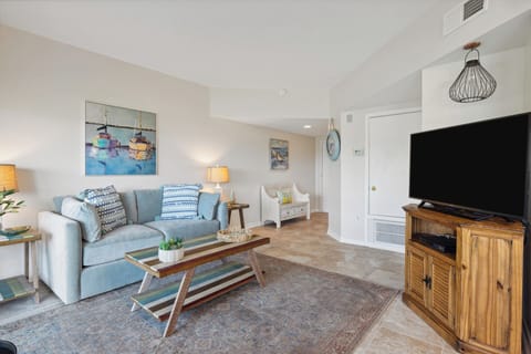 One bedroom waterfront with great views