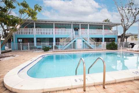 Welcome to Sunburst Vacation Rentals!  Take a dip in the pool (which is heated by the sun).  Feel free to use our BBQ to make your stay even more fun- everyone loves hamburgers and hotdogs under the patio umbrella set while also enjoying the pool!