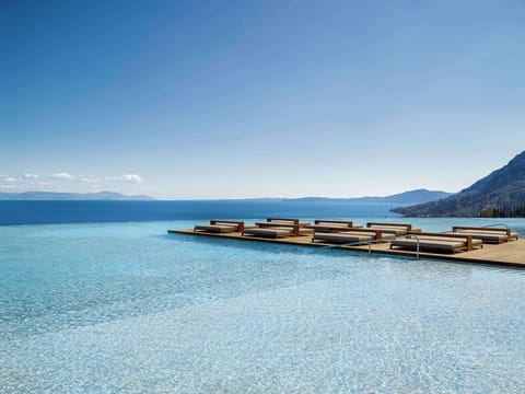 Indoor pool, seasonal outdoor pool, free cabanas, pool umbrellas