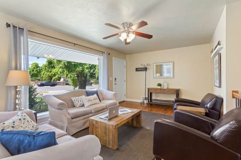 Relaxing and cozy living room facing the front yard. Perfect conversation area.