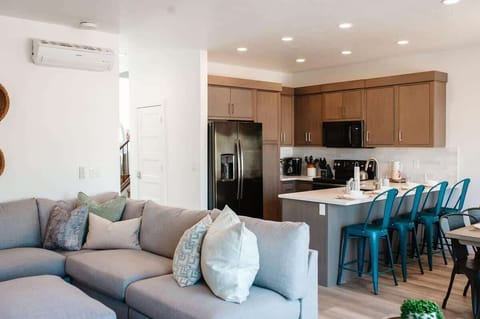 Open concept family room and kitchen area on main floor