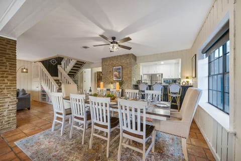 Lake Level Dining seating for 10-13 at the table and 3 Bartop seats.