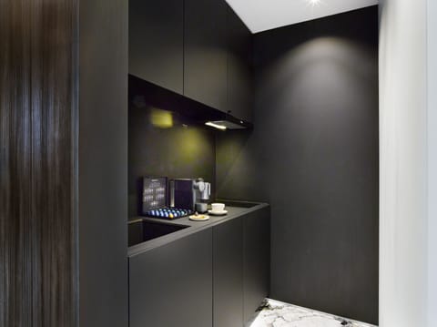 Luxury Apartment, Balcony | Private kitchen | Fridge, highchair