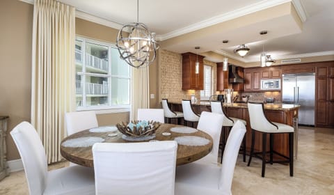 Bella Riva #209 Dining Area